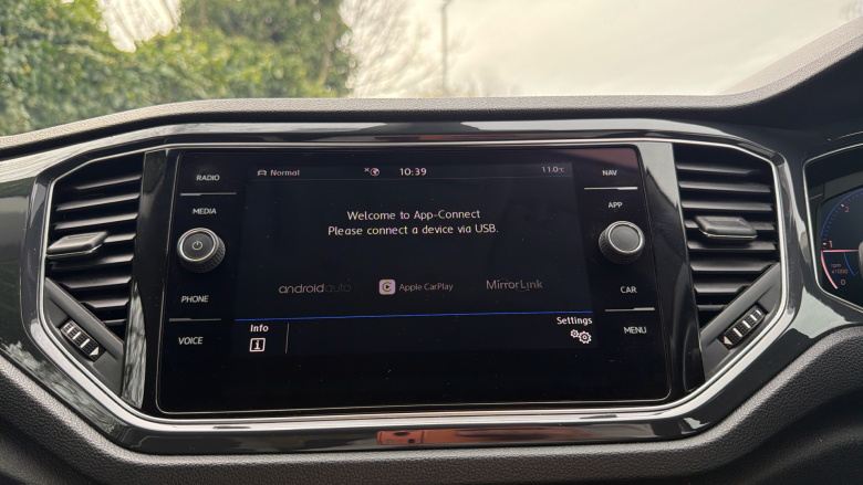 Volkswagen T-Roc 2.0 TDI 4MOTION SEL 5dr Diesel Hatchback